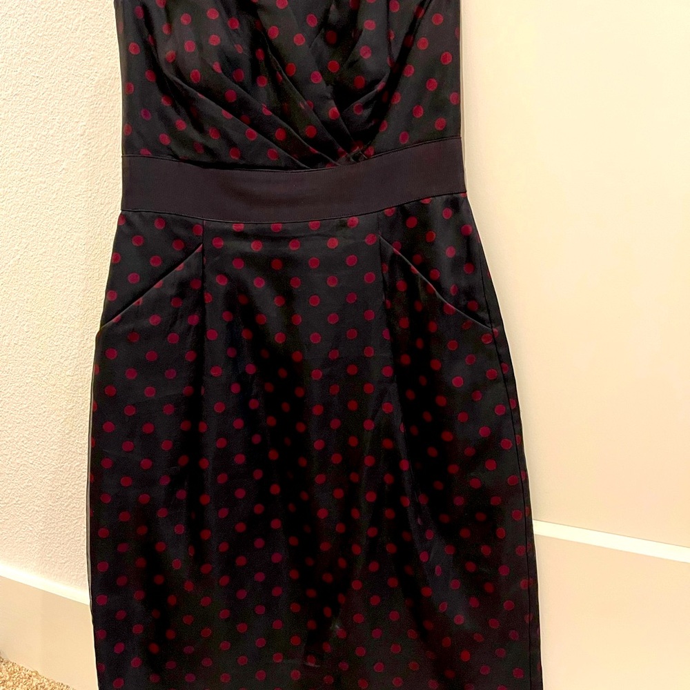 White House black market strapless cocktail dress size 0.